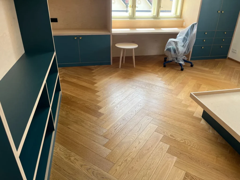 drevene-parkety-dub-natur-stromecek-img (4)