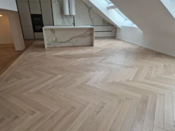 Dub Natur bílý olej - Stromeček